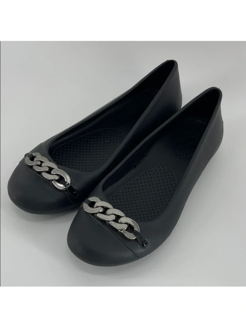 CROCS Gianna Chain Link Ballet Flats in Charcoal/Black, Women's 9